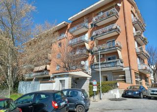 Trilocale in locazione in via G.Donizetti, 24 Albano Laziale.