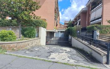 Box in locazione in via Giuseppe Vaglia, 4. Pavona di Castel Gandolfo.