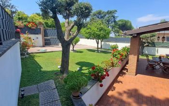 Villa in vendita in via Nettunense, 9 Pavona di Albano Laziale.