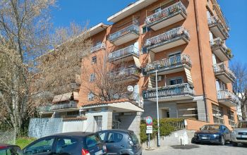 Trilocale in locazione in via G.Donizetti, 24 Albano Laziale.