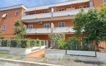 Trilocale in vendita via Roma, Pavona di Albano Laziale