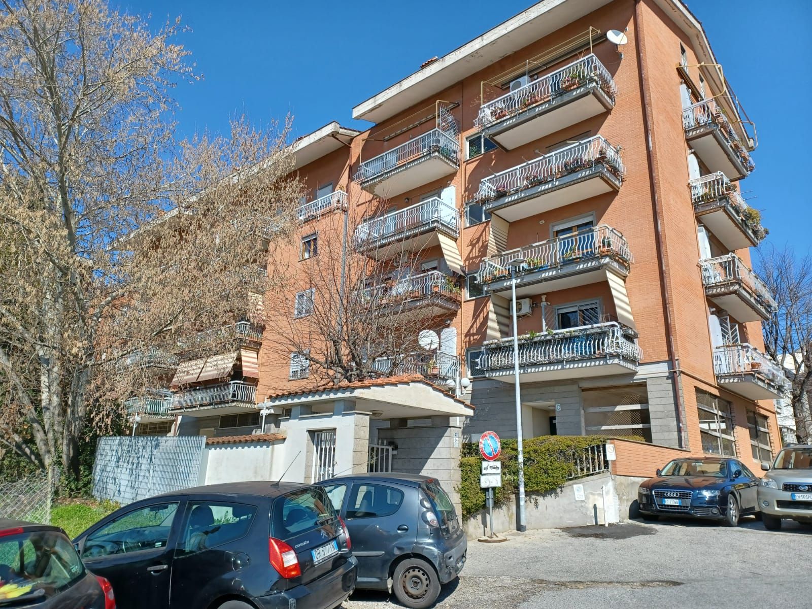 Trilocale in locazione in via G.Donizetti, 24 Albano Laziale.